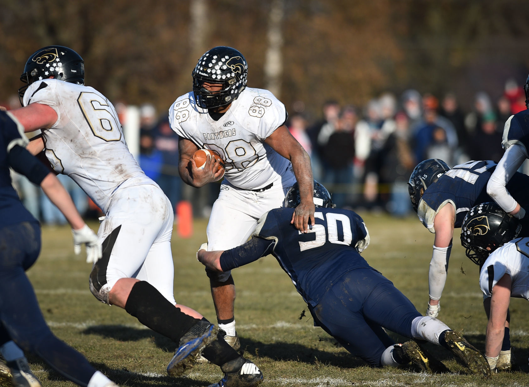 112319-mda-spt-aw-football-019a.jpg